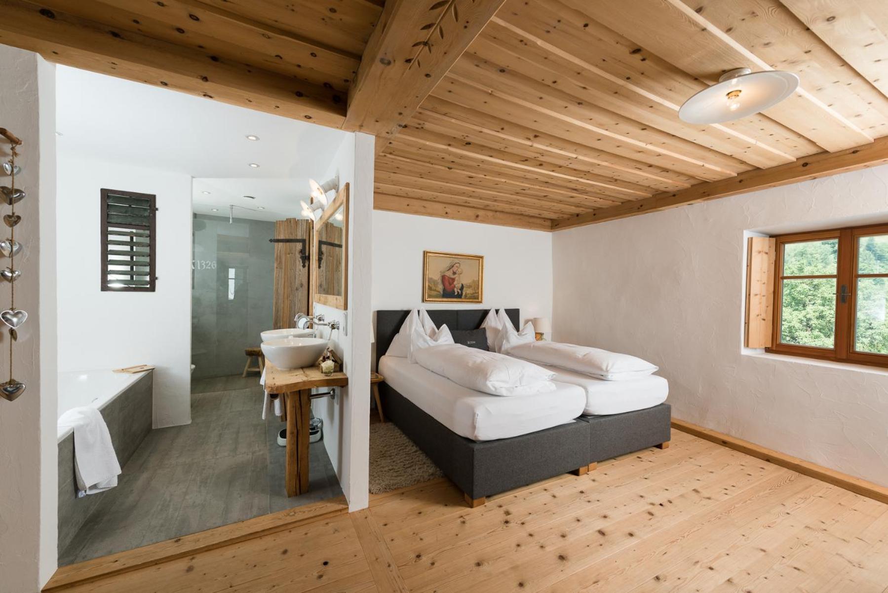 Hotel & Gourmetwirtshaus Kirchenwirt Seit 1326 Leogang Eksteriør bilde