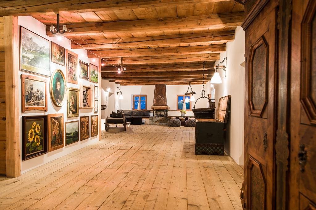 Hotel & Gourmetwirtshaus Kirchenwirt Seit 1326 Leogang Eksteriør bilde